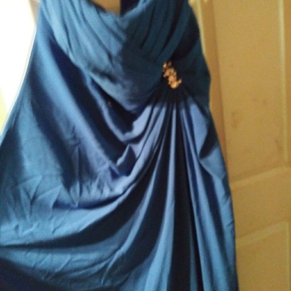 David Bridal's Bridesmaid Dress - Picture 2 of 5